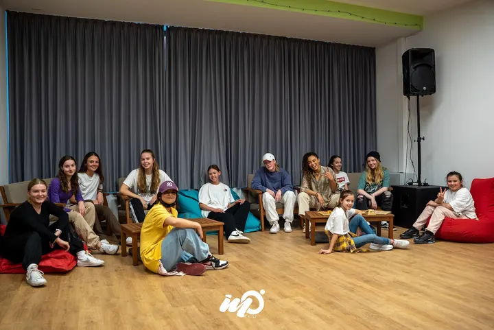 414 - Urban Dance Academy — tanz-studio in Innenstadt, Neuss — 2