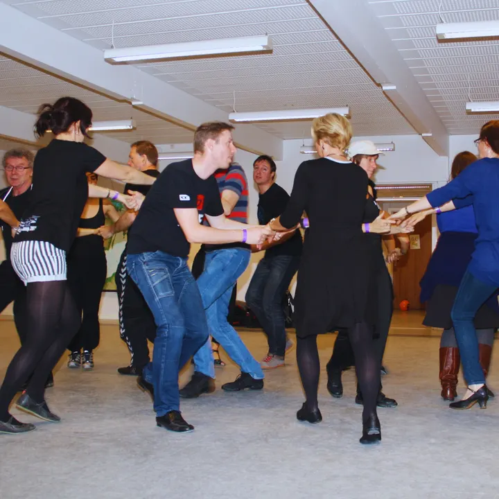 Salsa Latina — dans-studio i Sankt Agnes Huse, Roskilde — 2