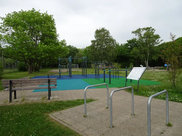 Outdoor Fitness — fitnessstudio in Südstadt, Hannover — 2