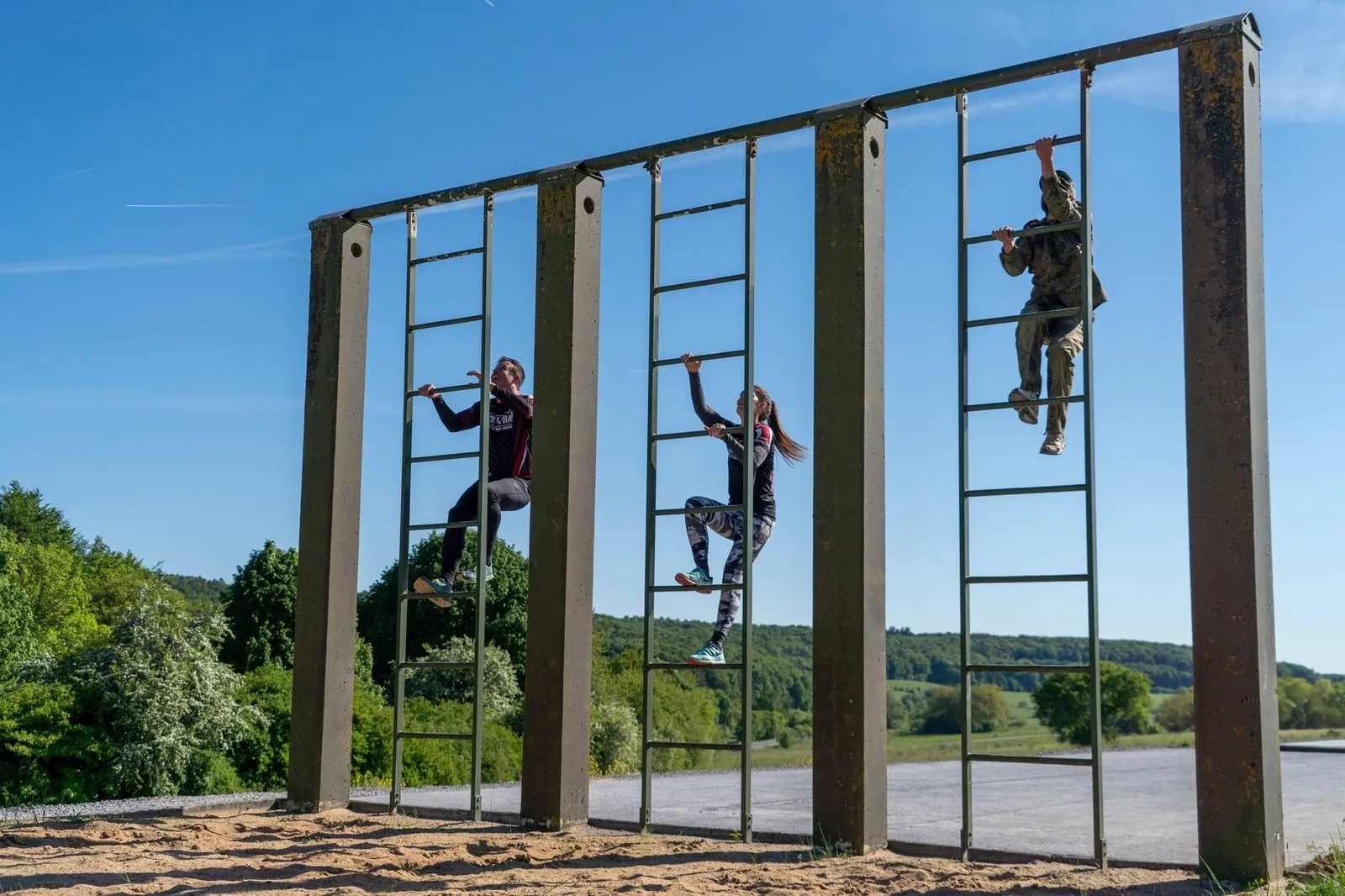 OCR Frankfurt -Trainingsgelände in Sportanlage Rebstock — funktionell träning-studio i Frankfurt am Main — 5