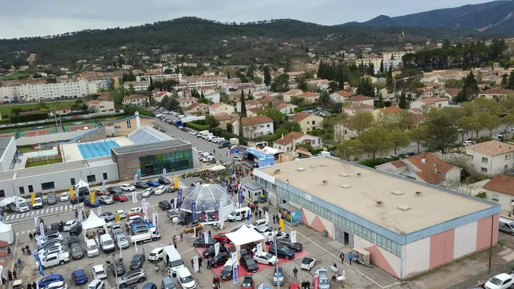 Centre Aquatique Aquavabre — studio à Brignoles — 3