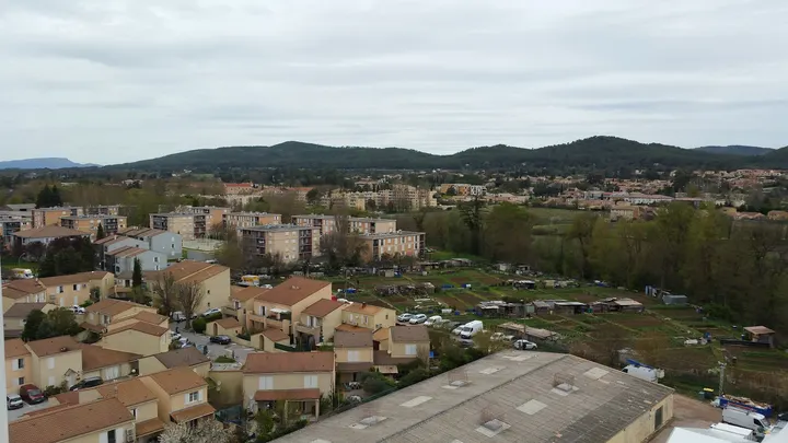 Centre Aquatique Aquavabre — studio à Brignoles — 4