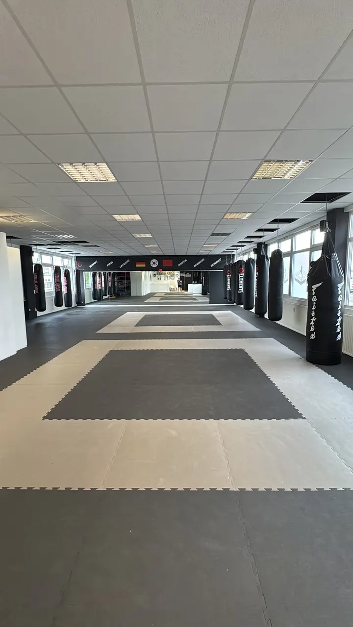 Kampfsport Akademie Halli — kampfsport-studio in Fechenheim, Frankfurt am Main — 3