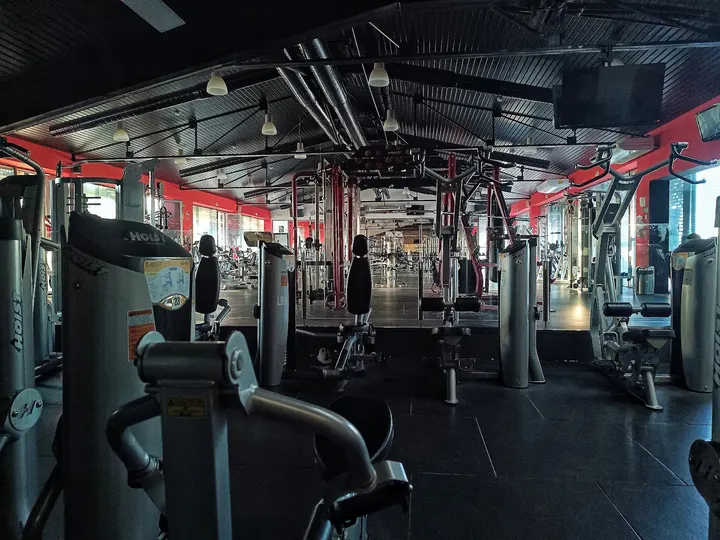 CR7 Fitness by Crunch Jaén — Estudio de fitness en Jaén