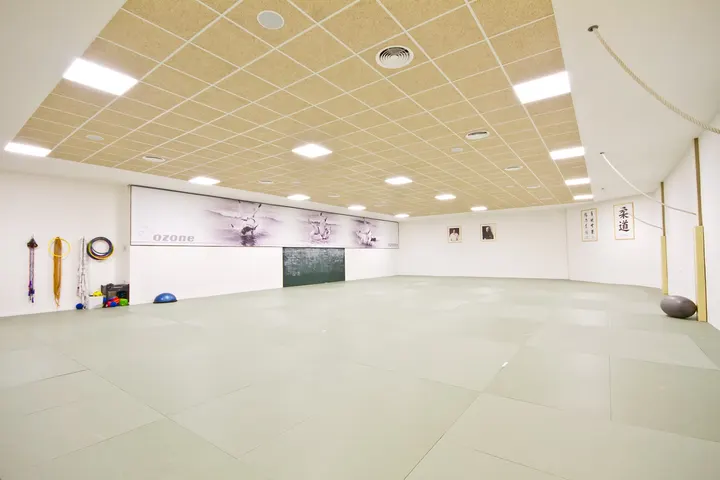 Ozone Sports Club — Estudio de fitness en Sant Joan d'Alacant