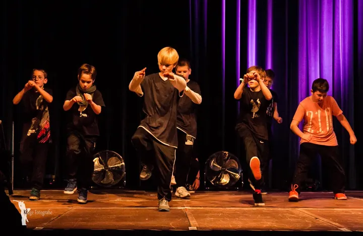 FanatiX by Tanzschule Traumtänzer — tanz-studio in Mariendorf, Berlin — 2