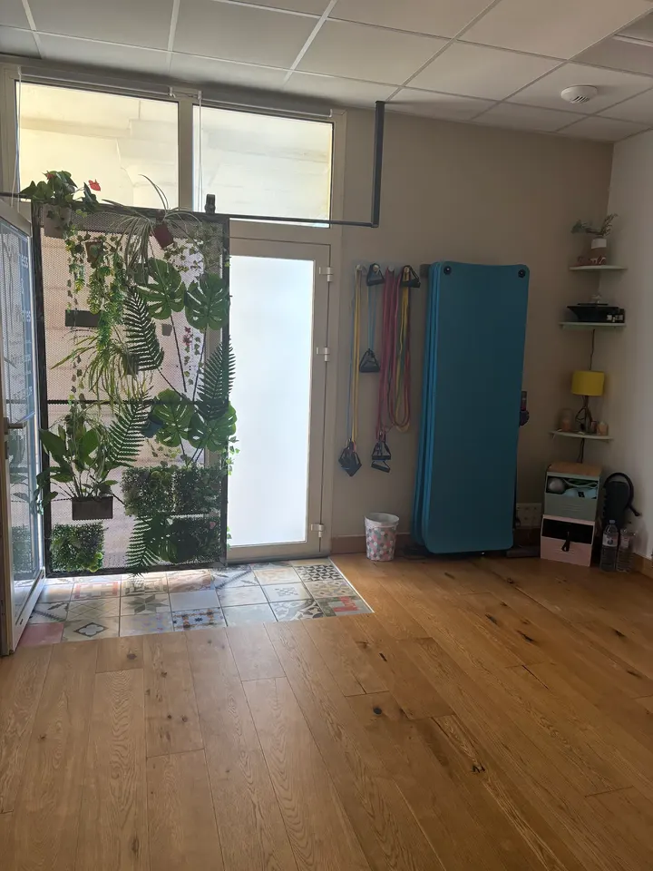 Pilates & fitness Port Marianne, Massages fascias et trigger points, cours de renforcement musculaire, — pilates-studio à Montpellier — 5