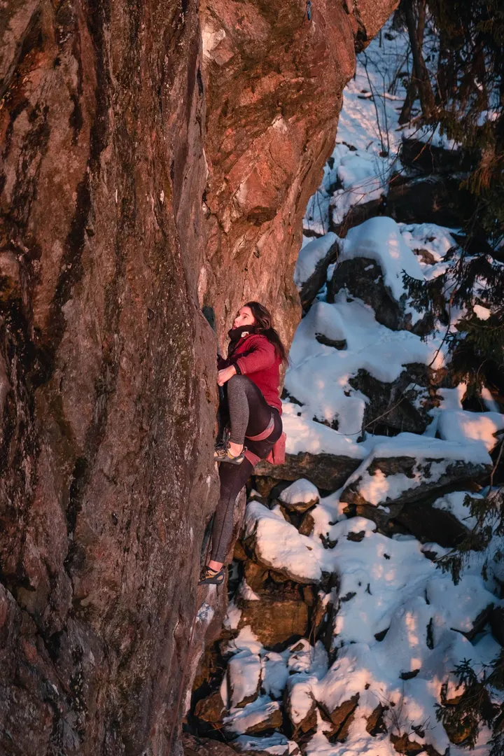Örnberget climbing crag — Klättring i Tullinge