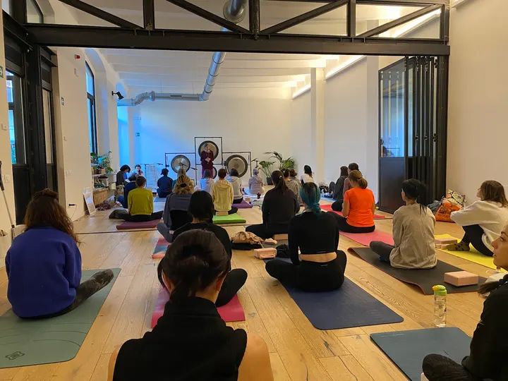Milano Yoga Space — Yoga a Isola, Milano