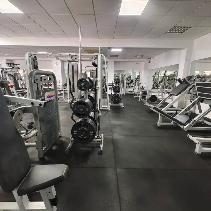 Gimnasio Invictus Sport — estudio de fitness-studio en Jerez de la Frontera — 5