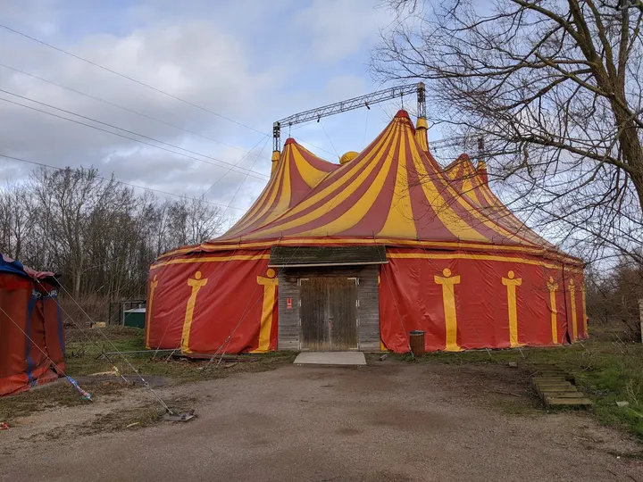Centre Régional des Arts du Cirque — arts aériens-studio à Lille — 5