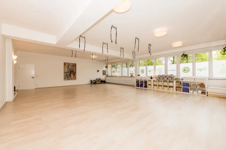 SatyaLoka Yoga Ahrensburg — Yoga in Hamburg