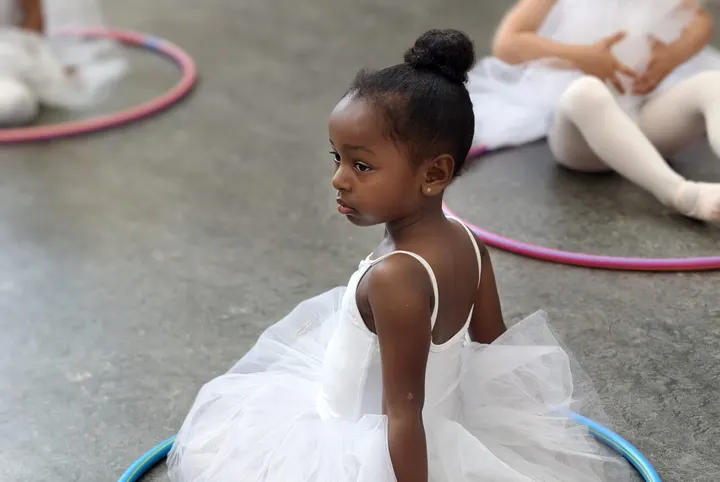 Friesche ballet school — barre-studio in De Zwette I, Leeuwarden — 2