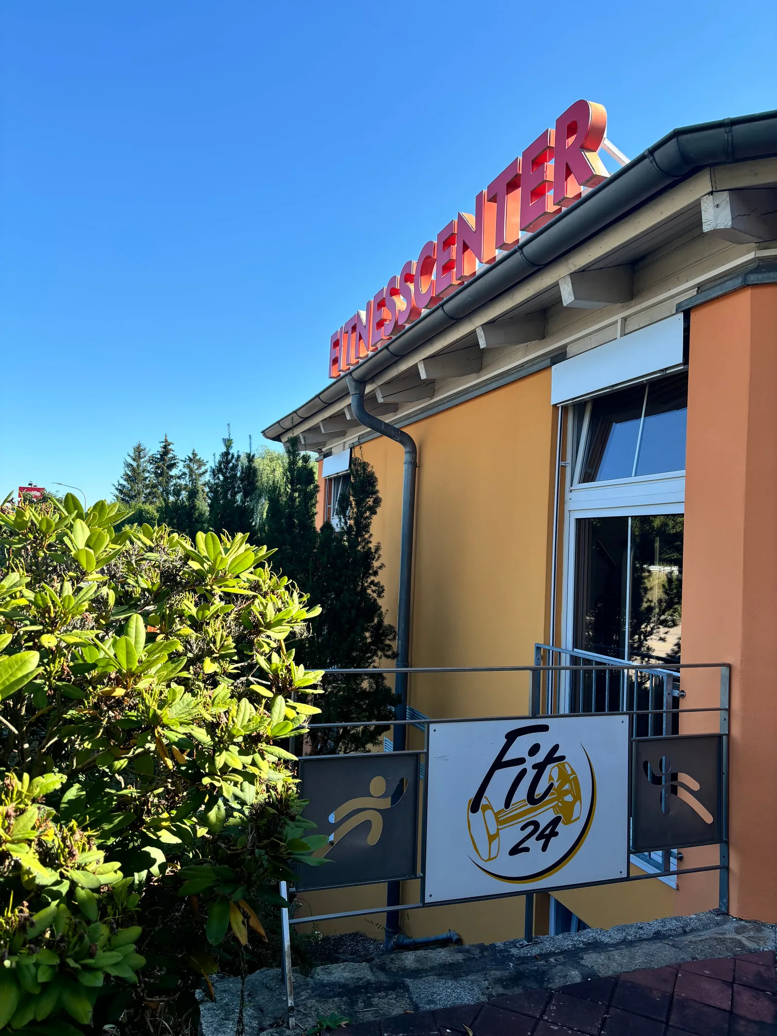 Fit 24, Inh. Thomas Schießl Fitnesscenter — fitnessstudio in Weiden i.d.OPf. — 3
