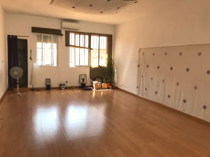 Chandra Yoga — yoga-studio en Cortes, Madrid — 2