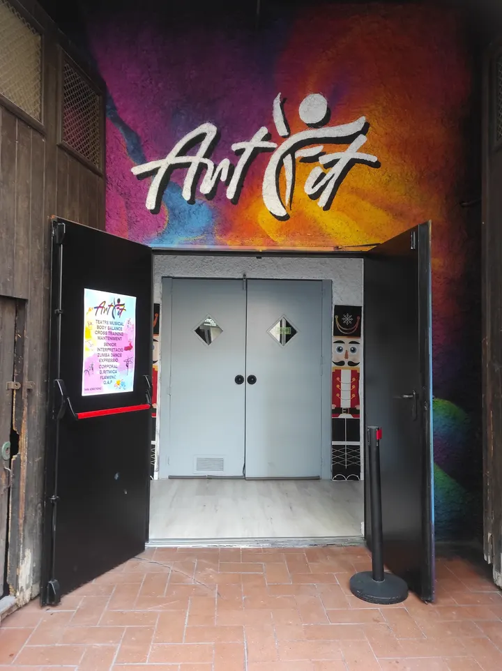 Artfit Ample — pole fitness-studio en Poetes, Reus — 3