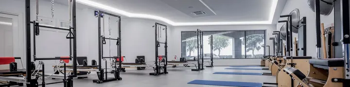 Móveo Fisioterapia y Pilates — pilates-studio i O Orzán, A Coruña