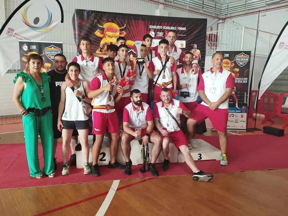 Federación De Castilla Y León De Boxeo — kampsport-studio i Valladolid — bild 4