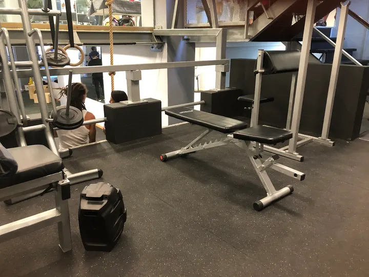 Gimnasio Arena Fit — Estudio de fitness en O Berbés, Vigo