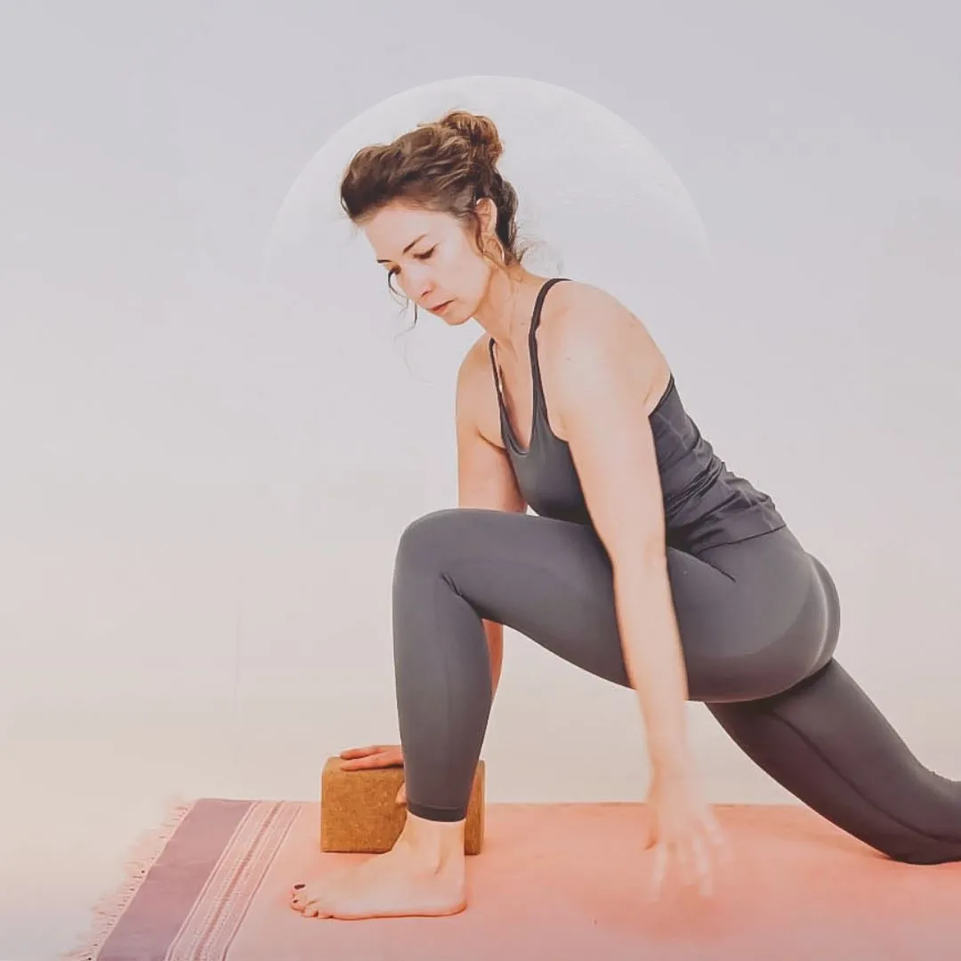 AnneSophie Sjöblom Yoga | Utbildningar | Retreats | Kurser — yoga-studio i Kungsholmen, Stockholm — bild 2