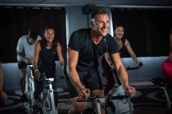 One Mouv fitness club — Coaching personnel à Aubagne