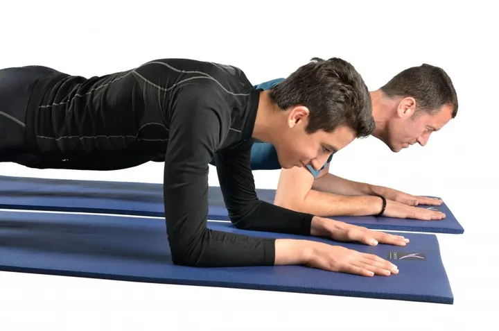 In Hubertus — Pilates Reformer à Caserne Mellinet, Nantes