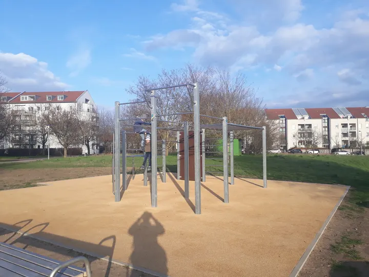 Calisthenics Park Karlsruhe-Hagsfeld — calisthenics-studio in Karlsruhe — 3