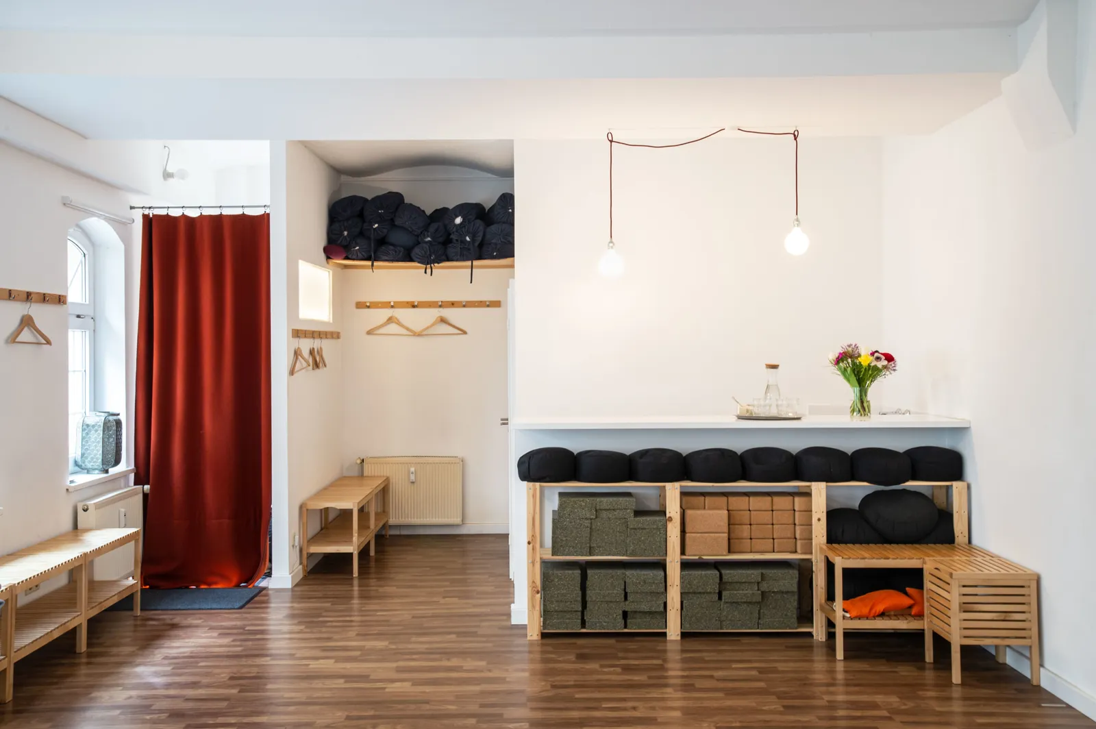 Iyengar Yoga - Eva Bube — yoga-studio in Schleußig, Leipzig — 2