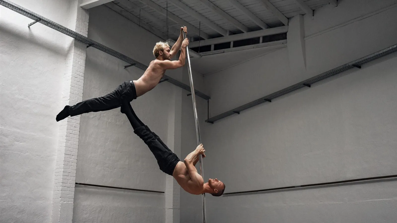 Pole Land - Düsseldorf — pole fitness-studio i Düsseldorf — 2