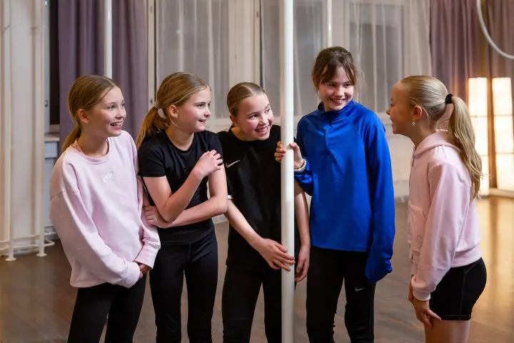 Rock the Pole East Mode — pole fitness-studio – Myllypuro, Helsinki — 2