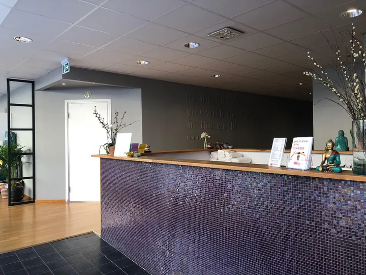 Hot Yoga House Åhus — hot yoga-studio i Åhus — 3