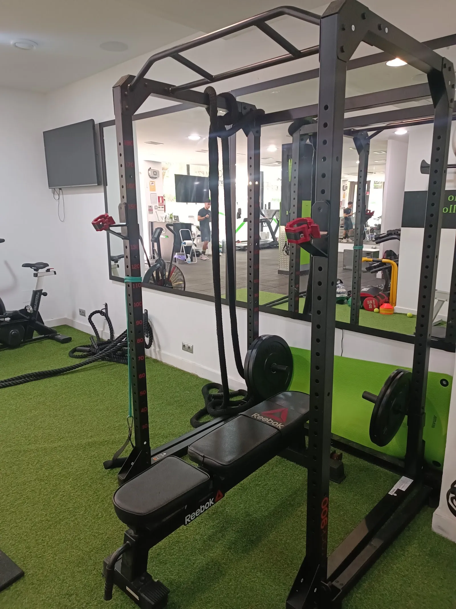 Unlimited Entrenamiento y Salud — entrenamiento personal-studio en Marbella — 5