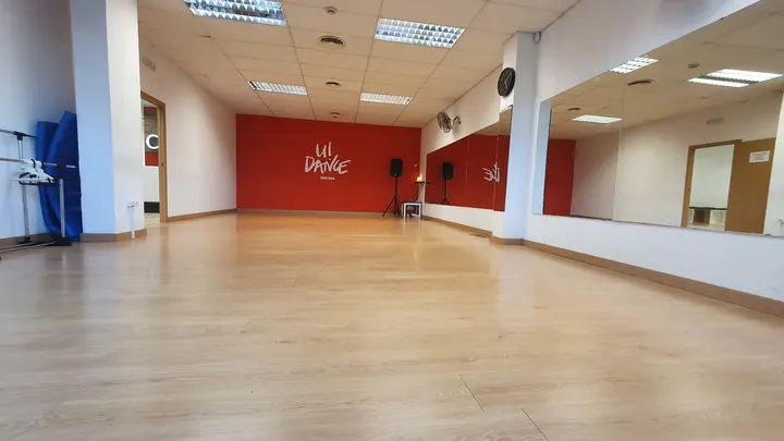 U!dance Girona — baile-studio en Mas Xirgu, Girona — 3