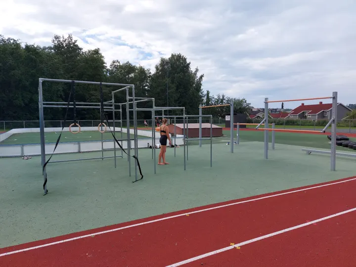 Calisthenics & gymnastics park — Treningsstudio i Nedre Røstadlia, Levanger