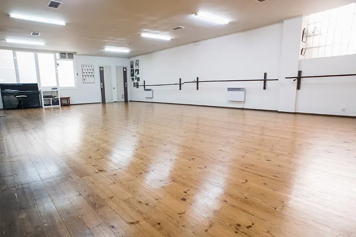 Escola De Dansa Anna Maleras — baile-studio en Barcelona — 4