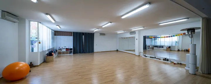 Uravioga Badalona — yoga-studio en Dalt de la Vila, Badalona — 2
