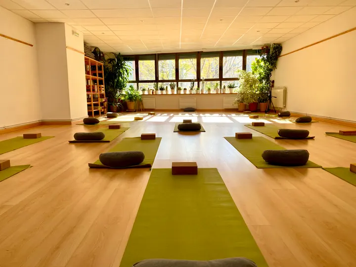 Urban Yoga Studio — yoga-studio en Ermitagaña-Mendebaldea, Pamplona — 3