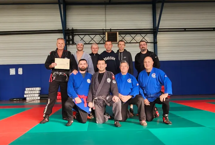 Academie Ros Defense AR.2 — Boxe à Camplanier, Nîmes
