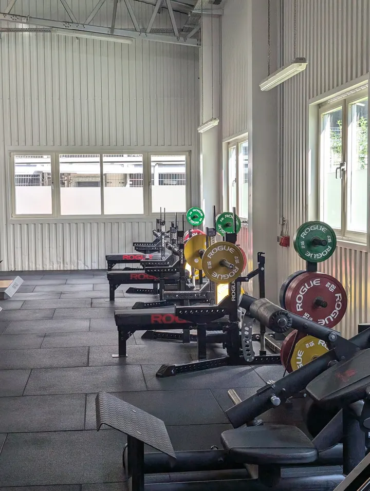 Die Krafthalle Laufbahn — cycling-studio in Höhenberg, Köln — 3