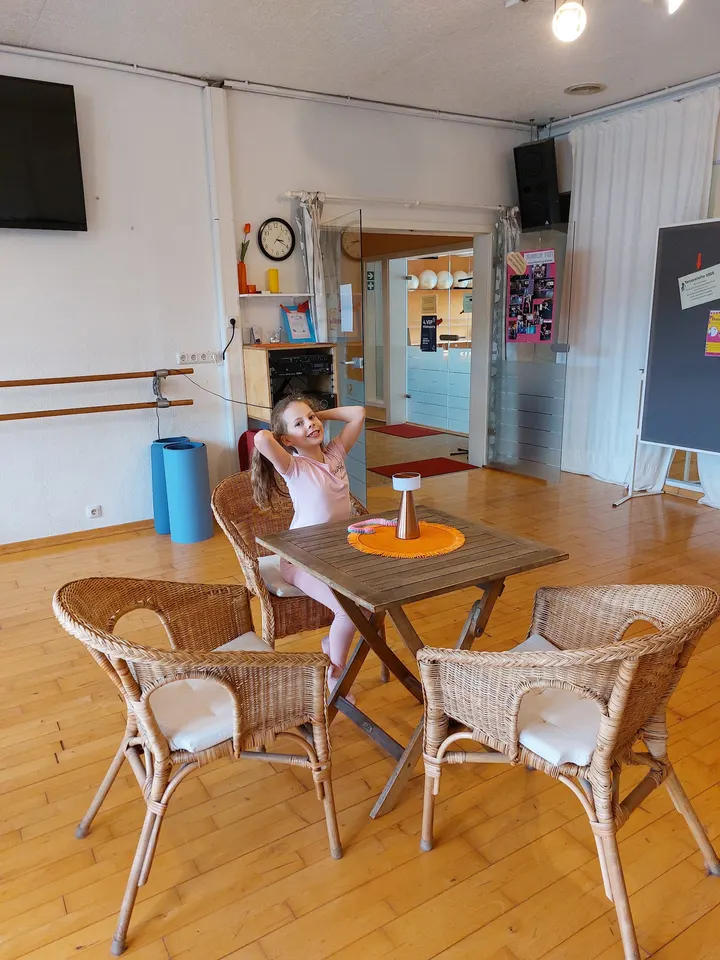 Dance In Bergisch Gladbach — Tanz in Kradepohlsmühle, Bergisch Gladbach