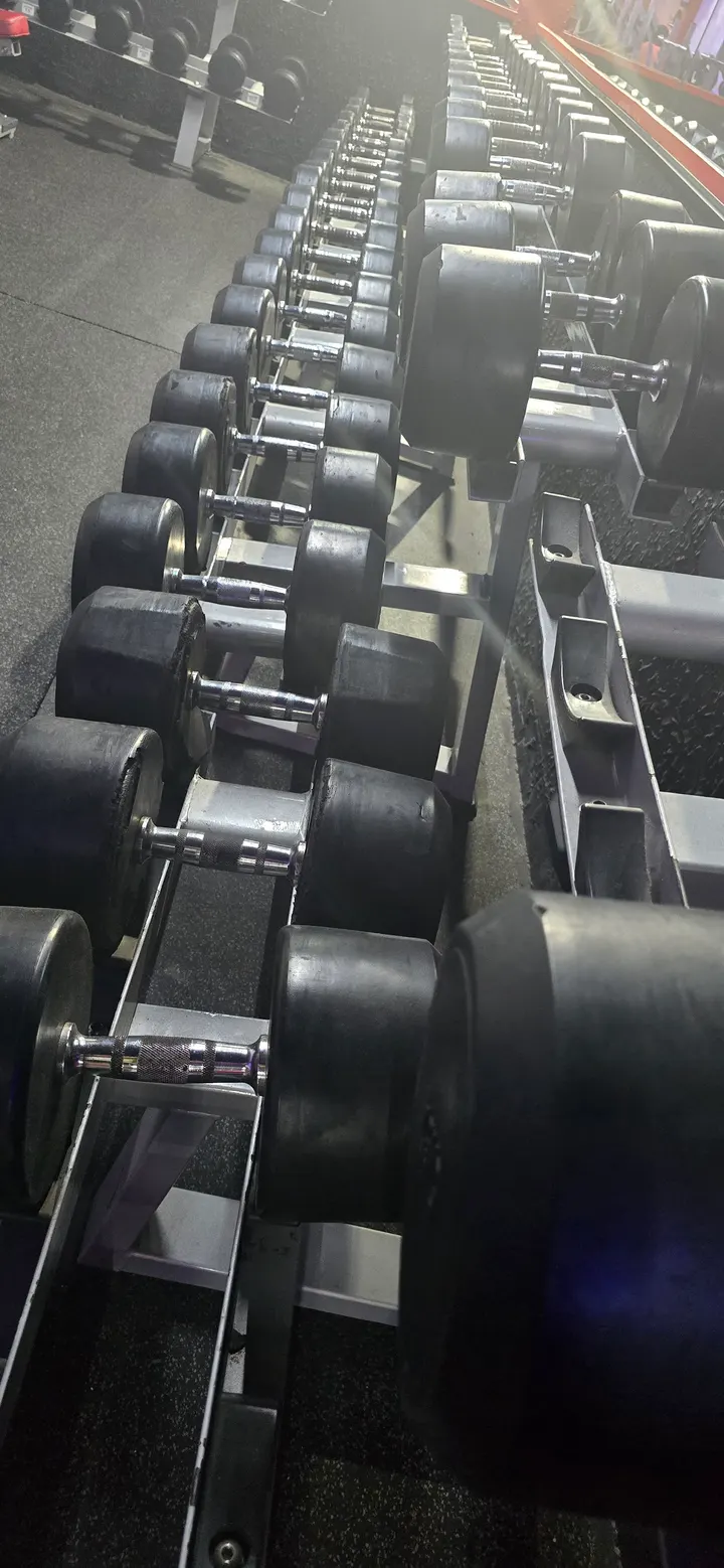 Iron Gym — estudio de fitness-studio en Badalona — 4