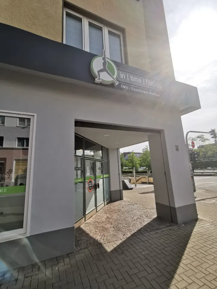 In Time Fitness | Bochum | Kältekammer + EMS-Training — ems-training-studio in Bochum — 3
