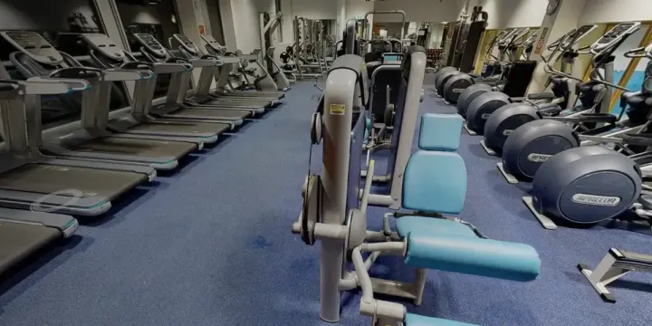 Roehampton Sport & Fitness Centre — Fitness Studio in Roehampton, London