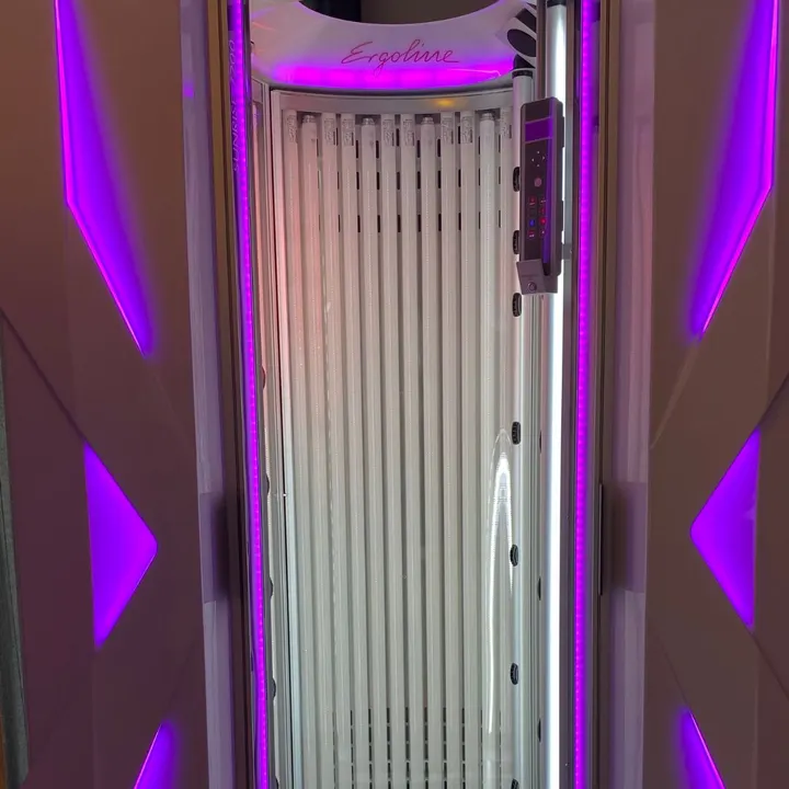 LOVFIT Sports Clubs — Fitnessstudio in Westend, Berlin