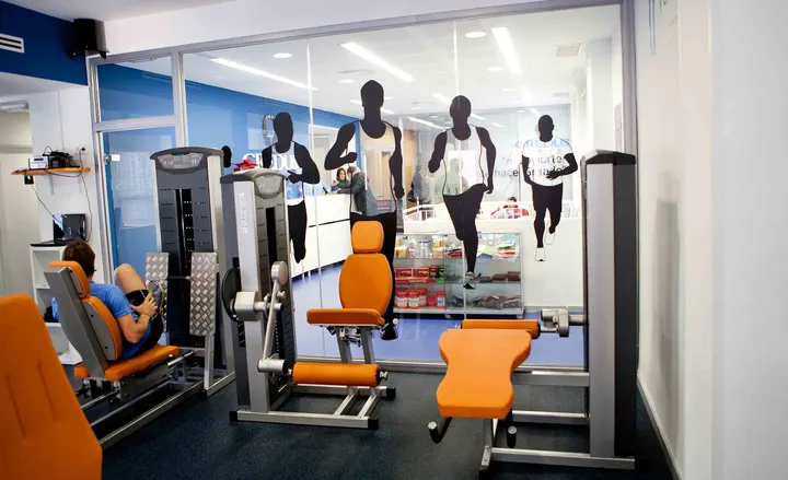 Centro Deportivo y Clínica Credus — entrenamiento personal-studio en Sevilla Este, Sevilla — 2