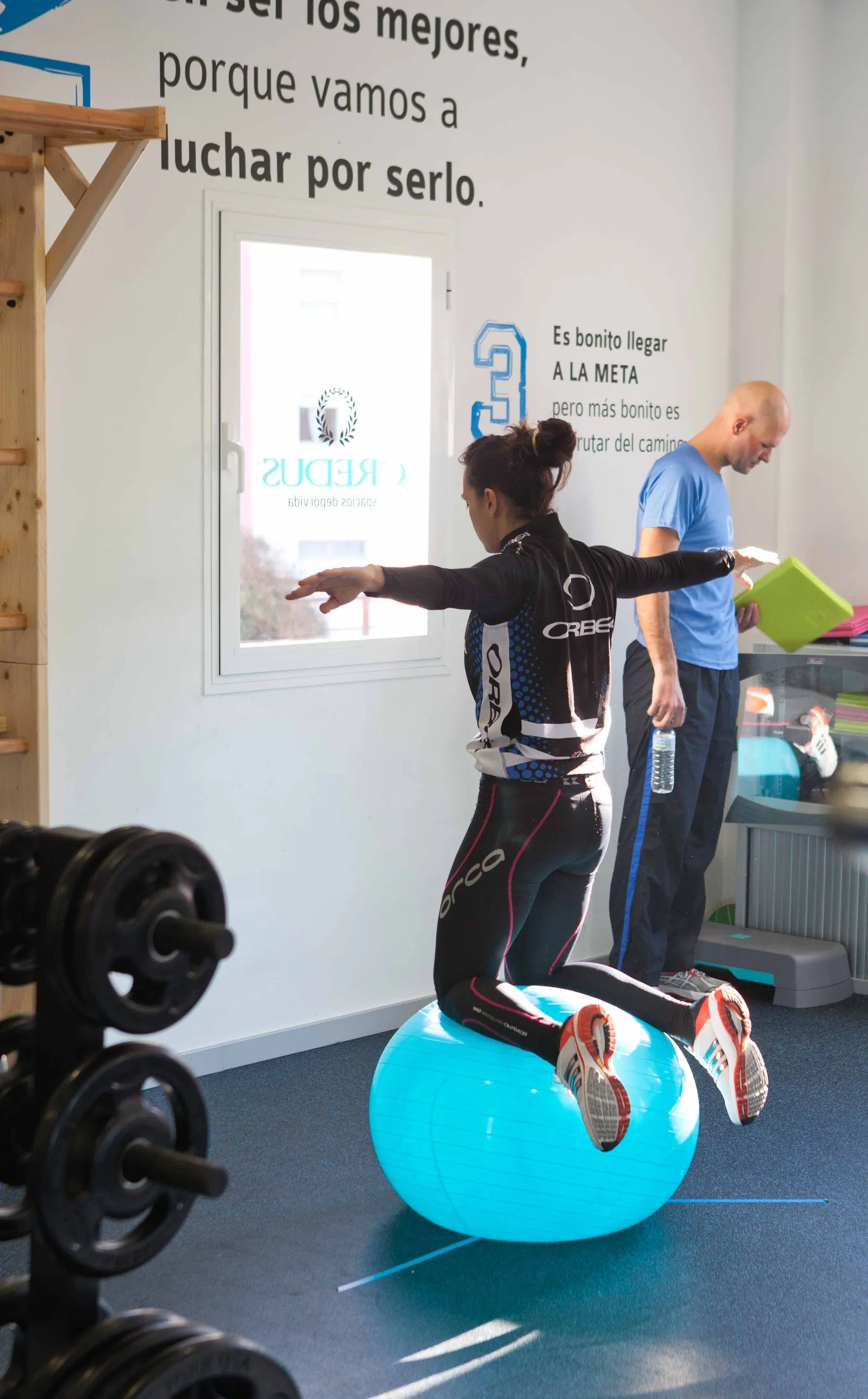 Centro Deportivo y Clínica Credus — entrenamiento personal-studio en Sevilla — 3