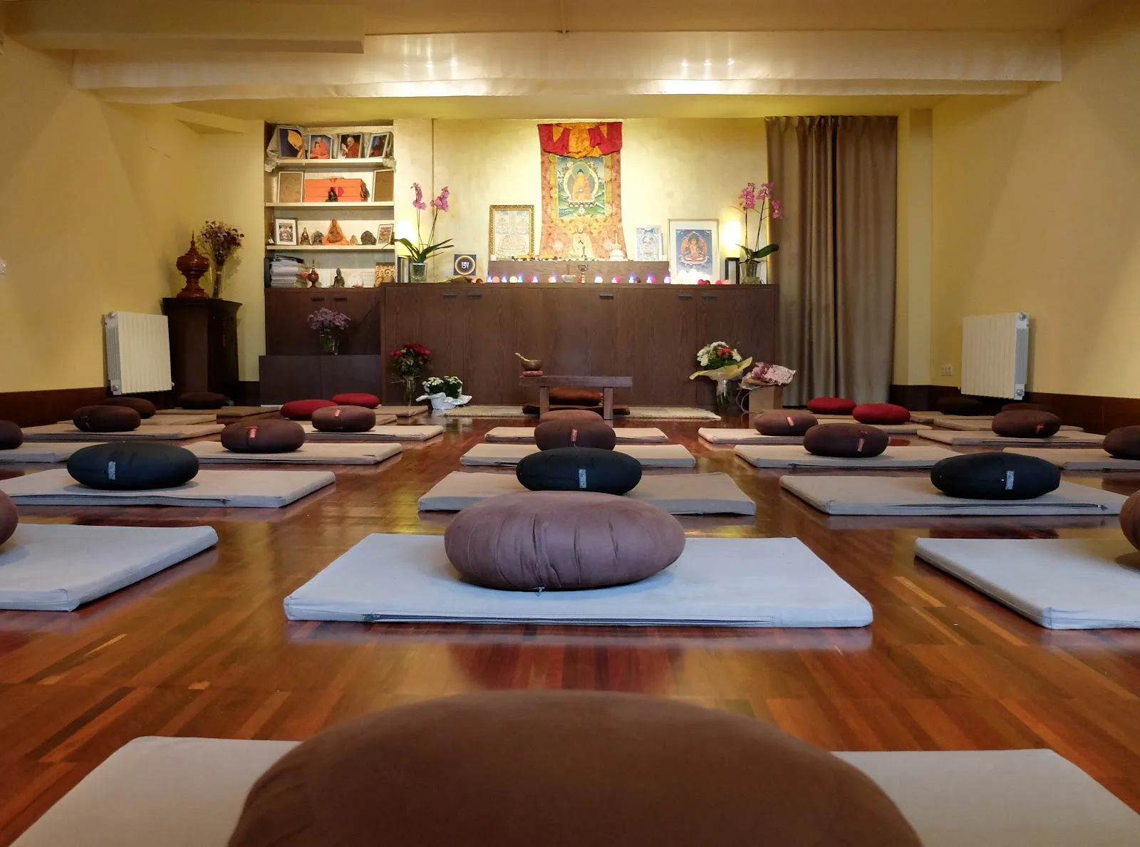 Centro de Meditación Dharmadhatu — meditación-studio en l'Eixample, Barcelona — 3
