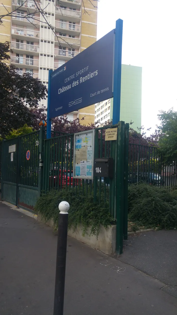 Piscine Château des Rentiers — studio à Paris 13e Arrondissement, Paris — 2