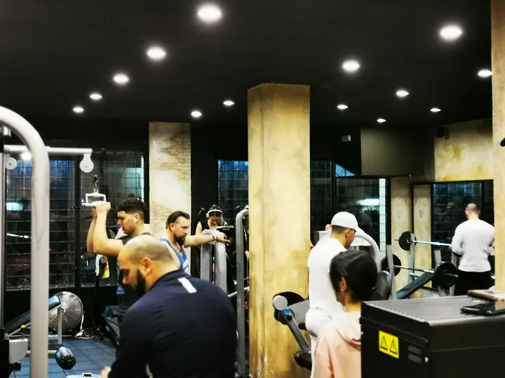 Gym Steel Legend Salou — estudio de fitness-studio en Salou — 4