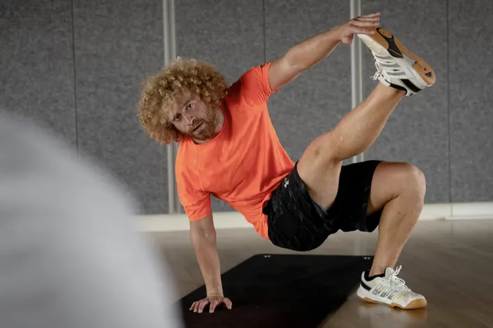 Sharky Sportsclub — Dance in Lövenich, Köln